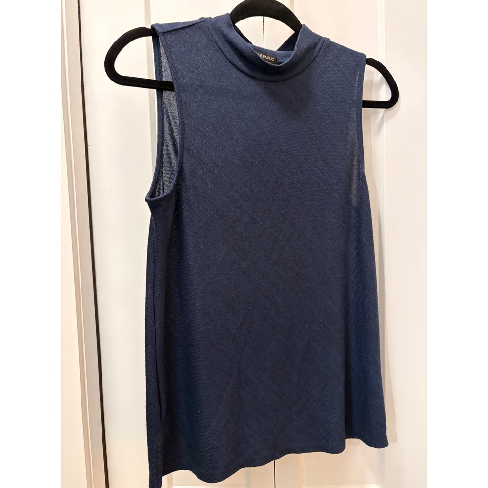 Banana Republic Navy Blue Mock Neck Sleeveless Knit Top Small